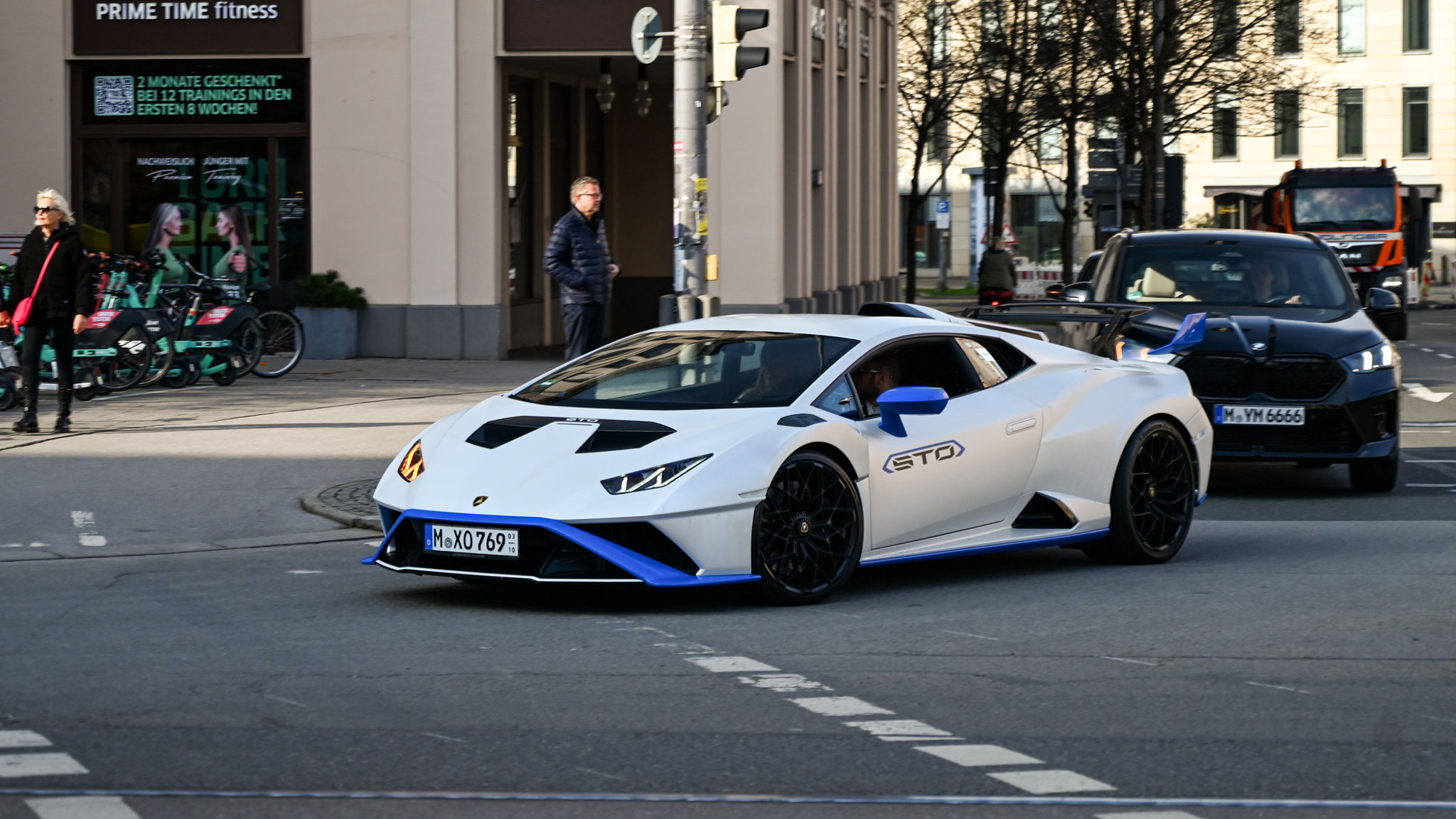 Lamborghini Huracan STO - M-XO769