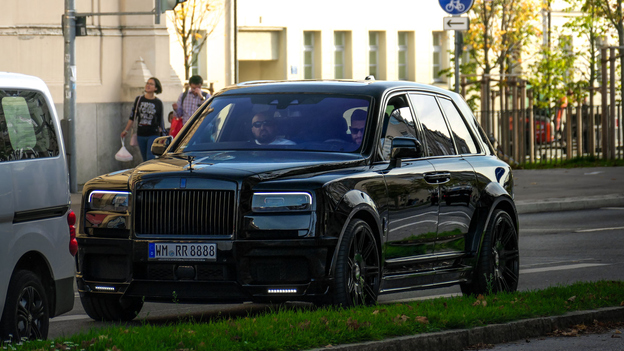 Rolls Royce Cullinan - WM-RR8888