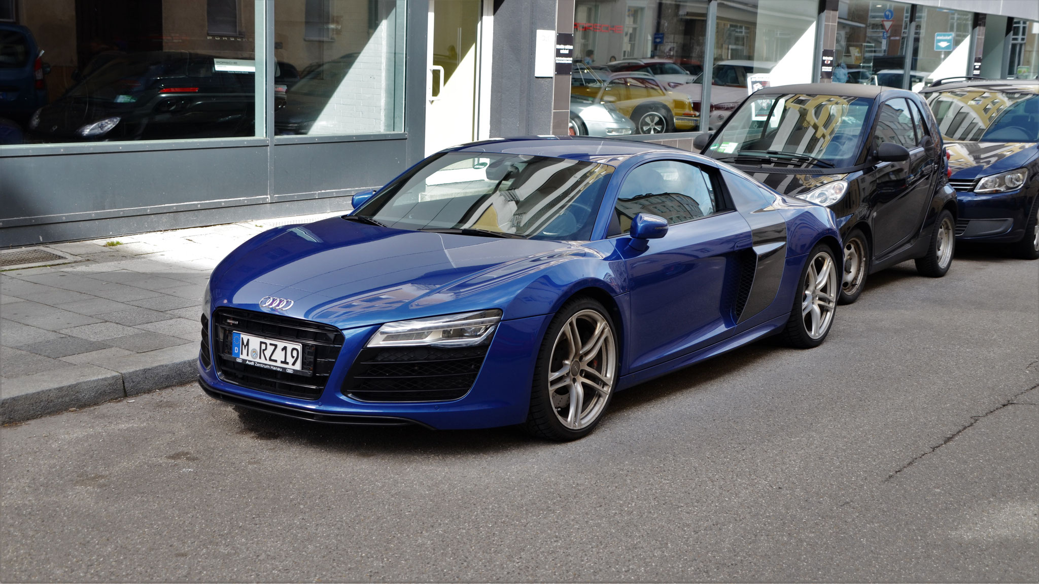 Audi R8 - M-RZ19