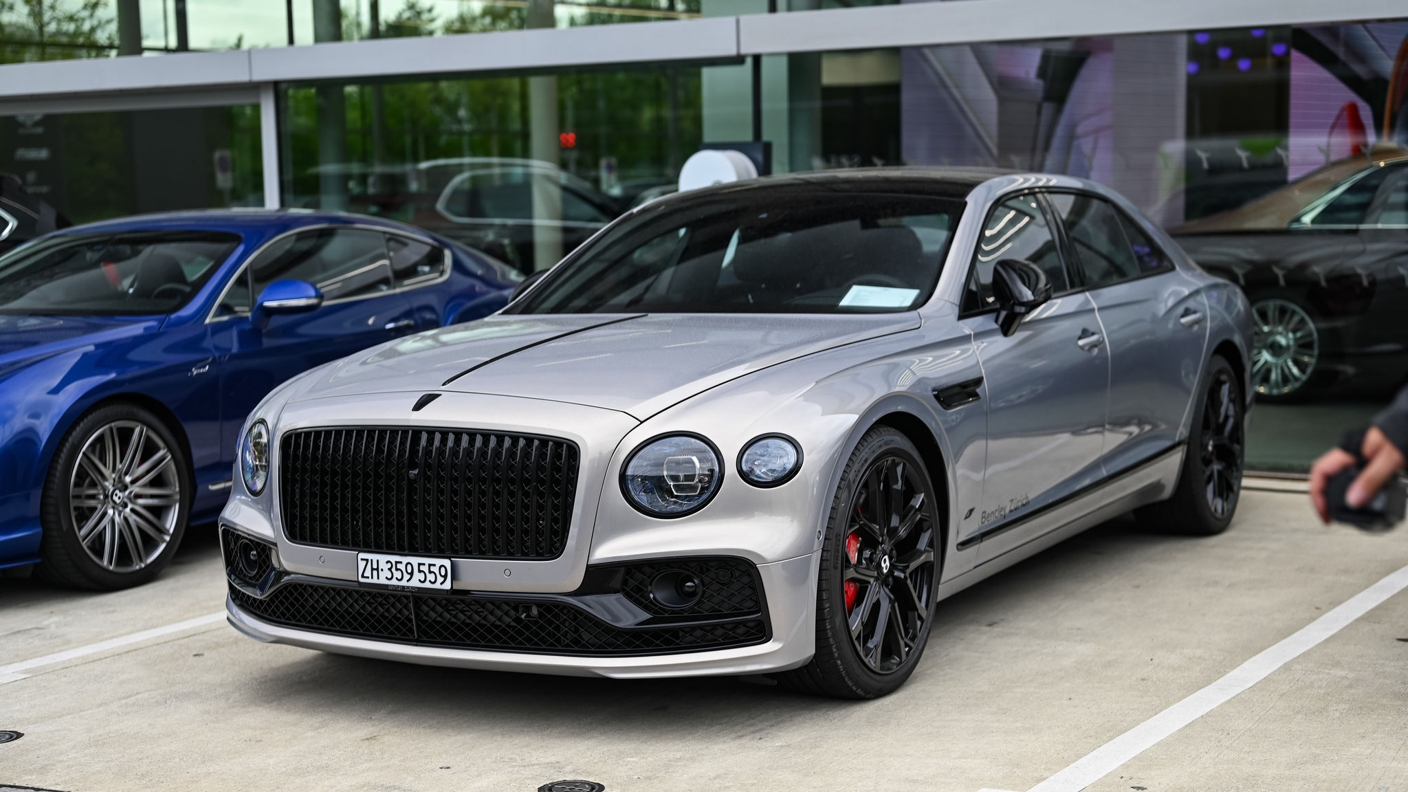 Bentley Flying Spur - ZH359559 (CH)