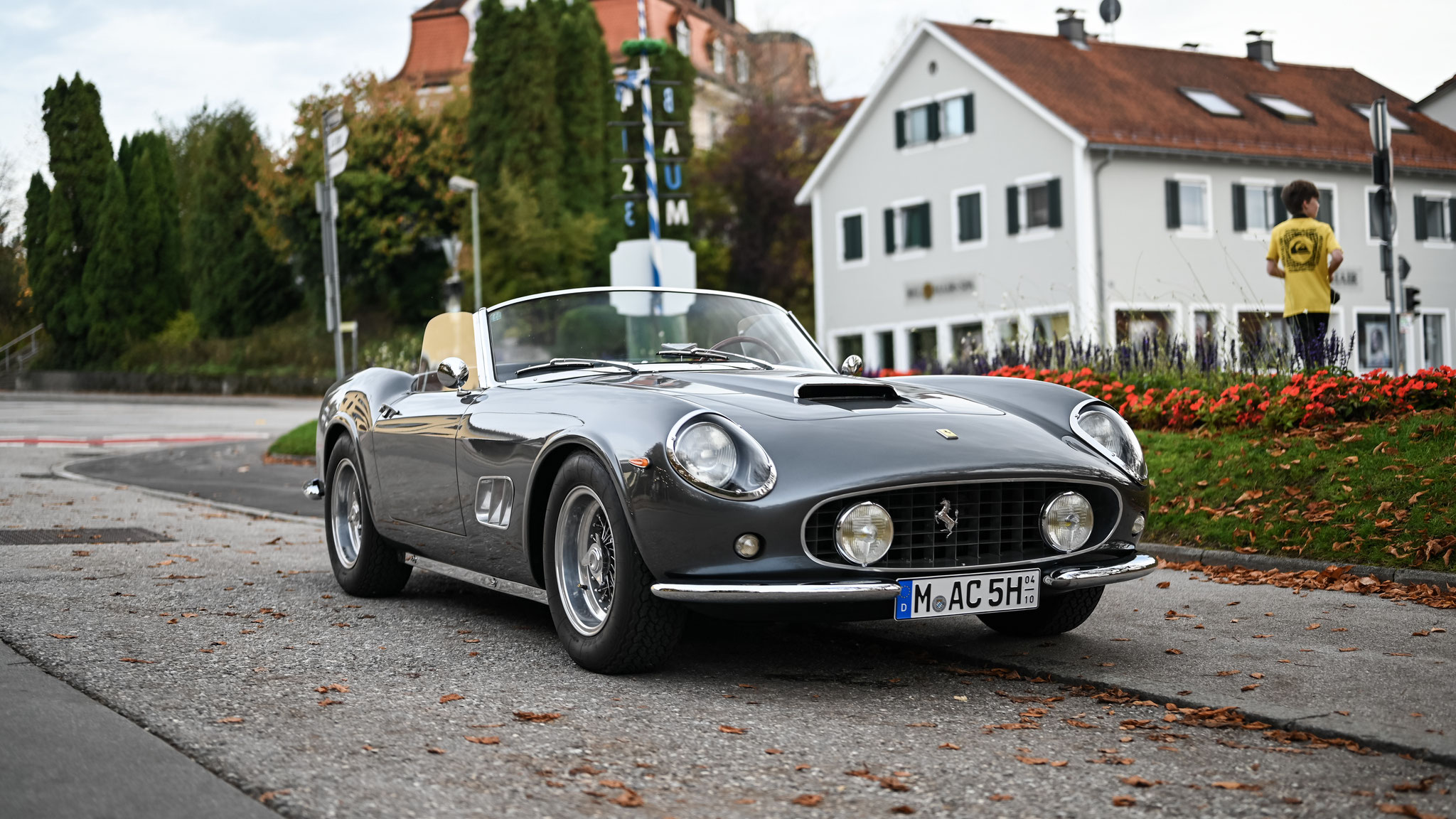 Ferrari 250 California Spyder (Replica) - M-AC5H