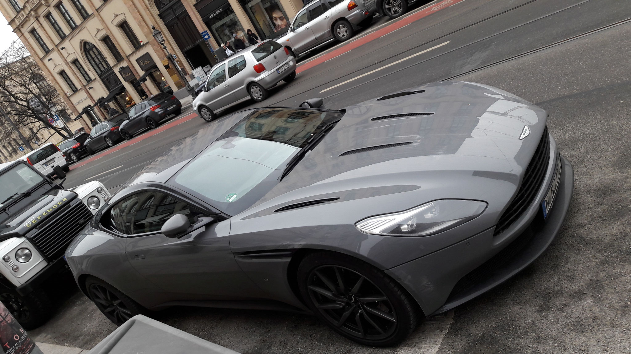 Aston Martin DB11 - N-BJ1212