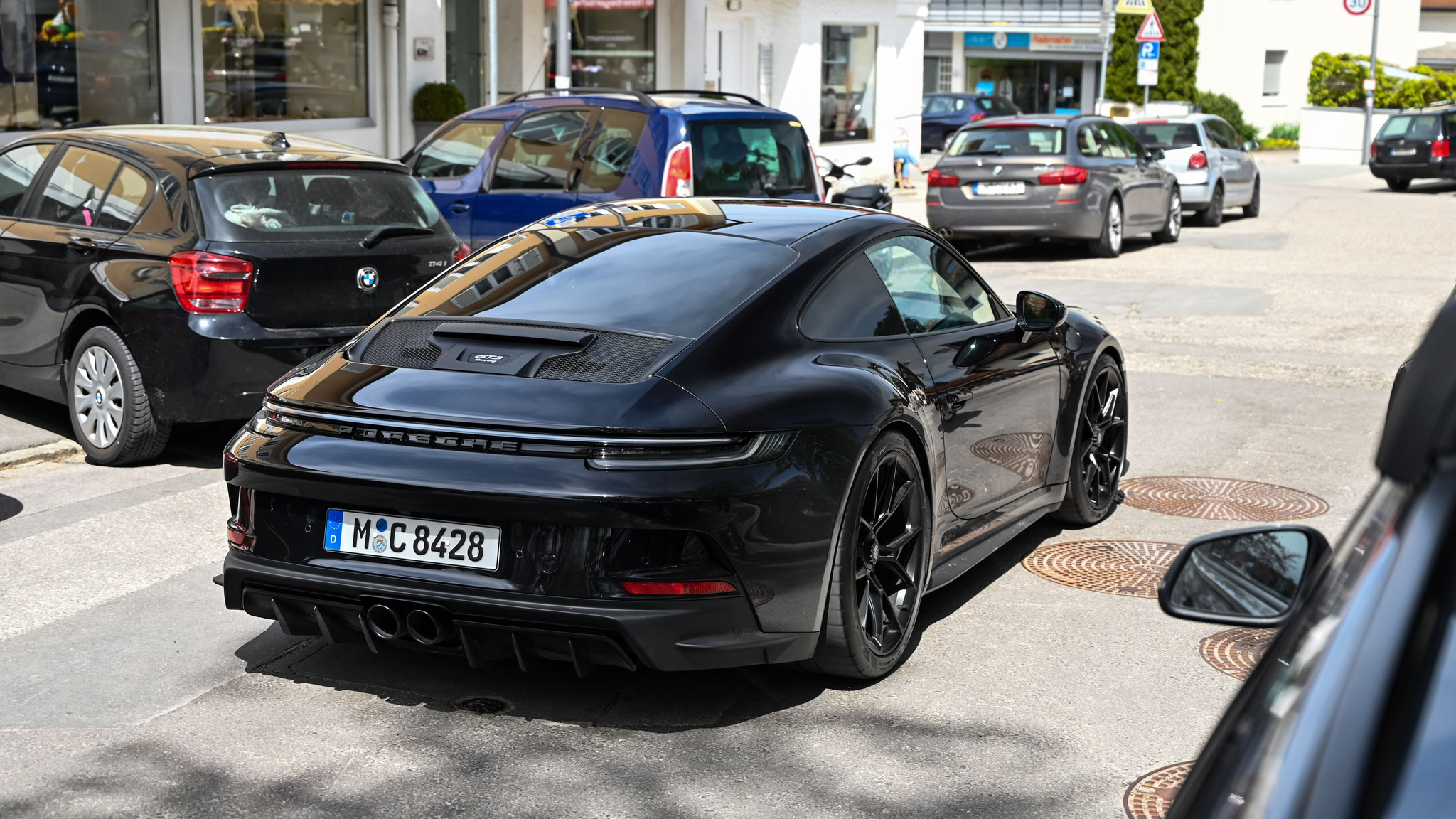 Porsche 992 GT3 Touring - M-C8428
