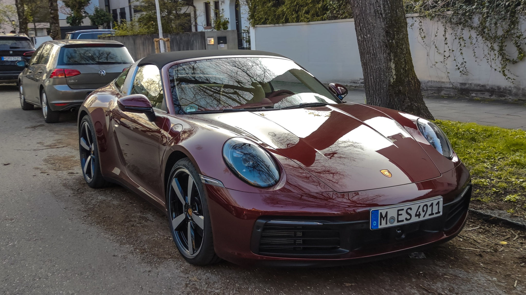 Porsche 992 Targa Heritage - M-ES4911
