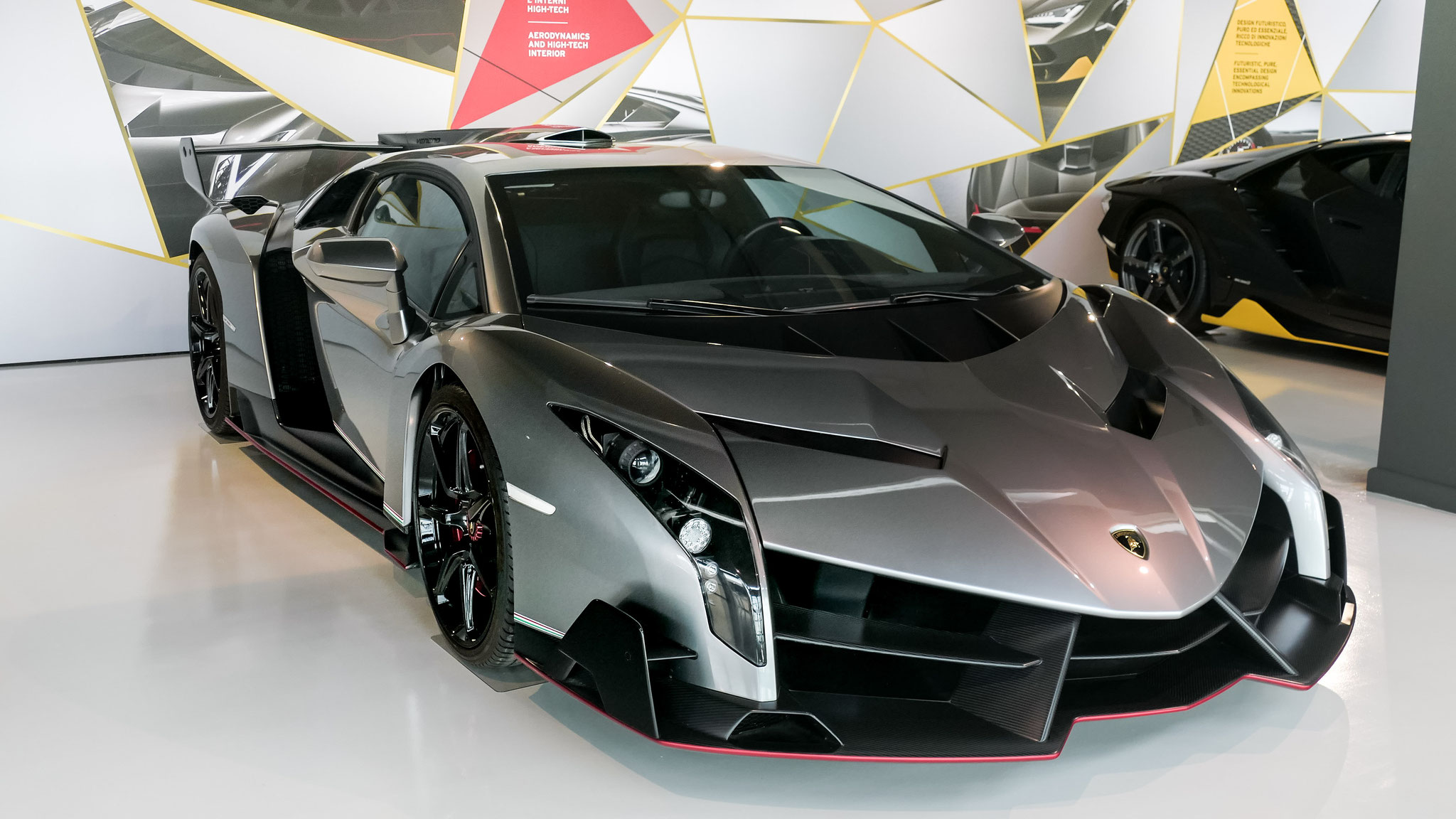 Lamborghini Veneno (Lamborghini Museum)