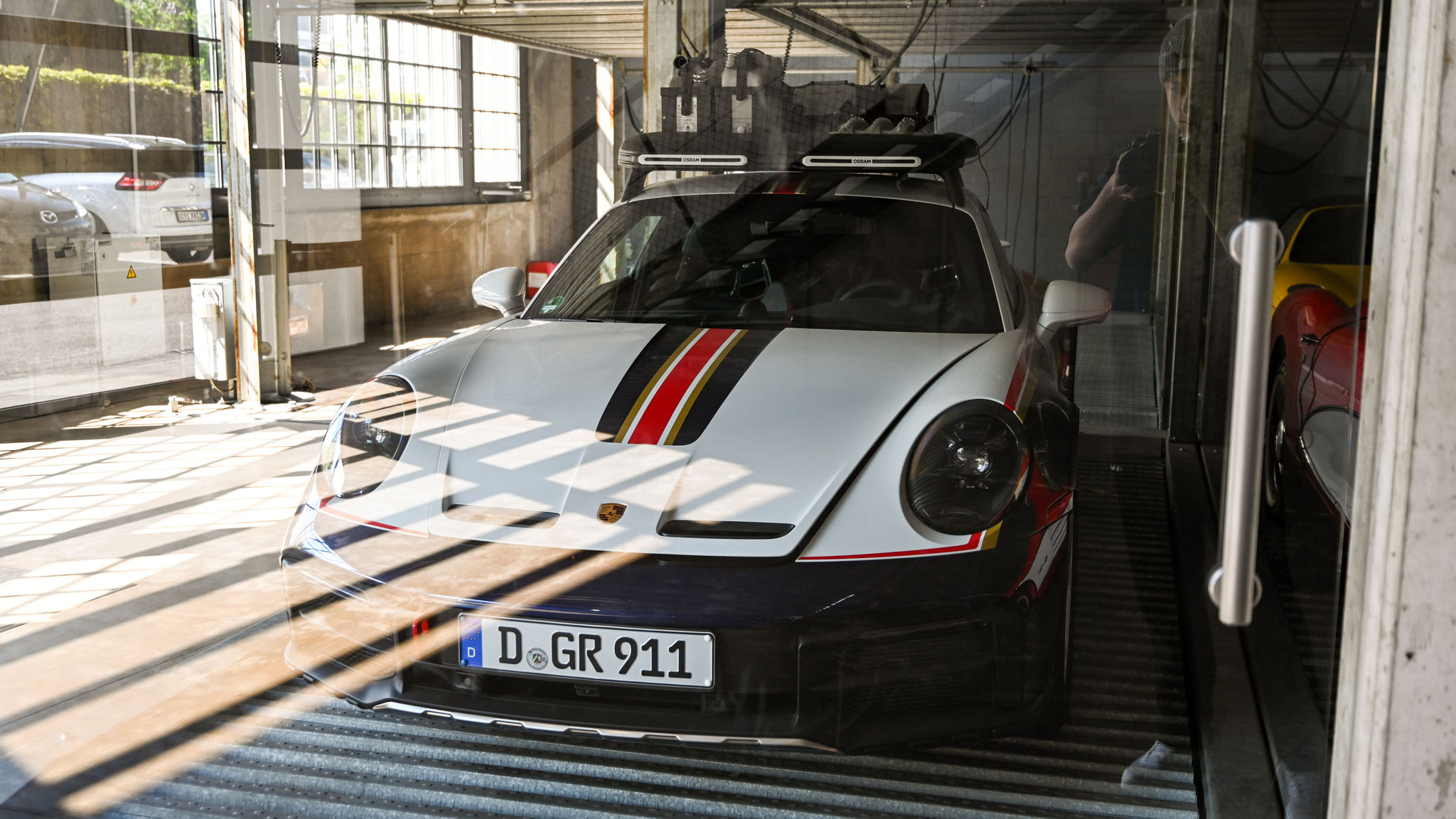 Porsche 911 Dakar - D-GR911