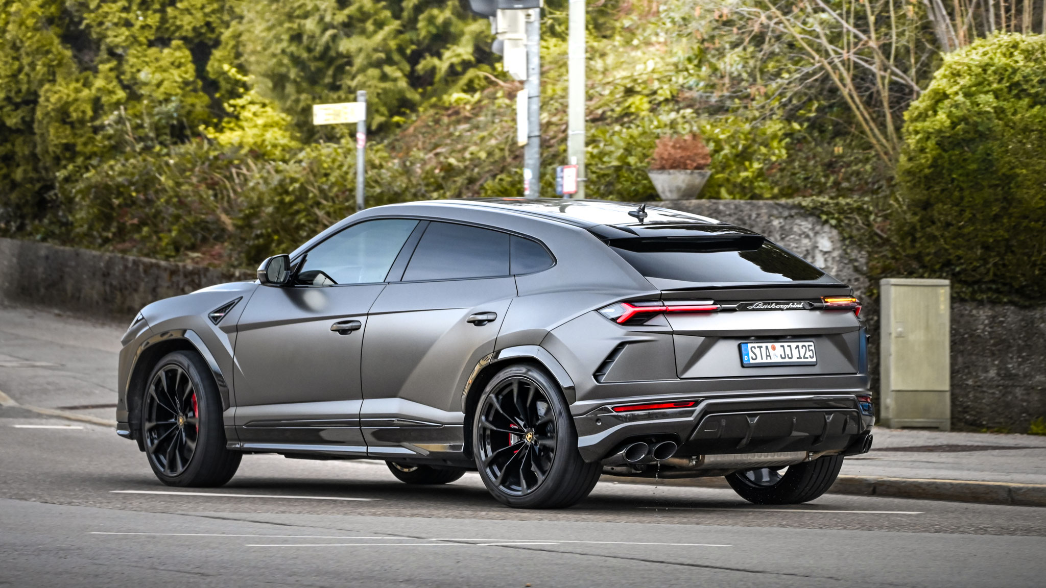 Lamborghini Urus - STA-JJ125