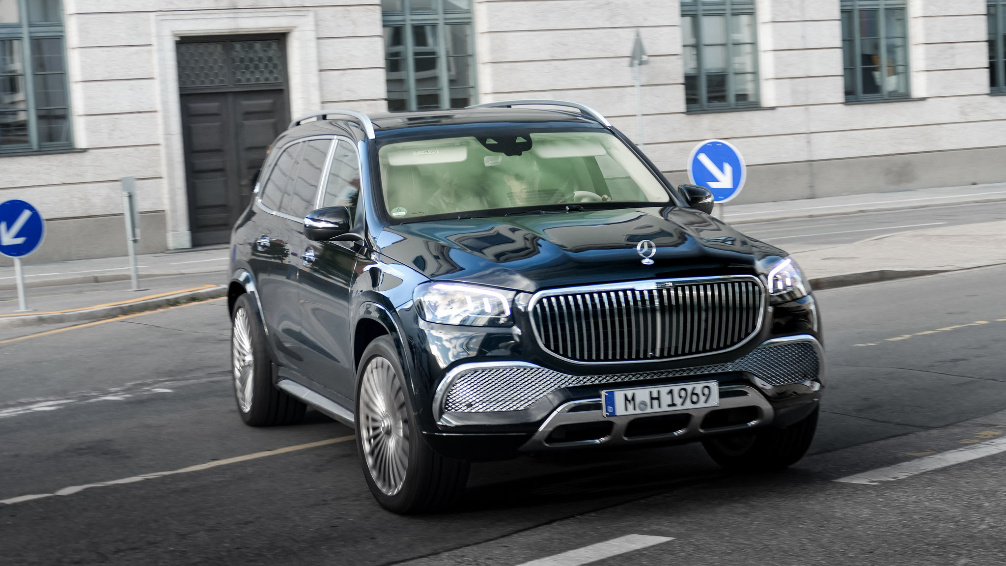 Mercedes-Maybach GLS 600 - M-H1969