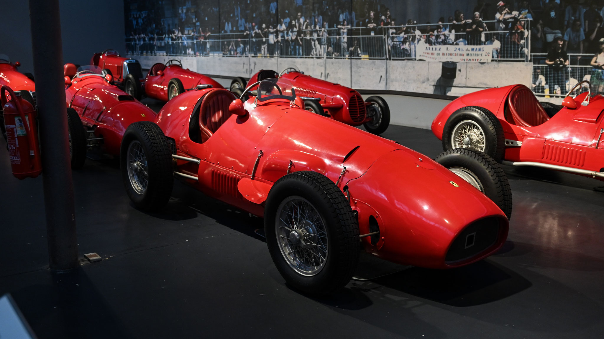 Ferrari F2 212