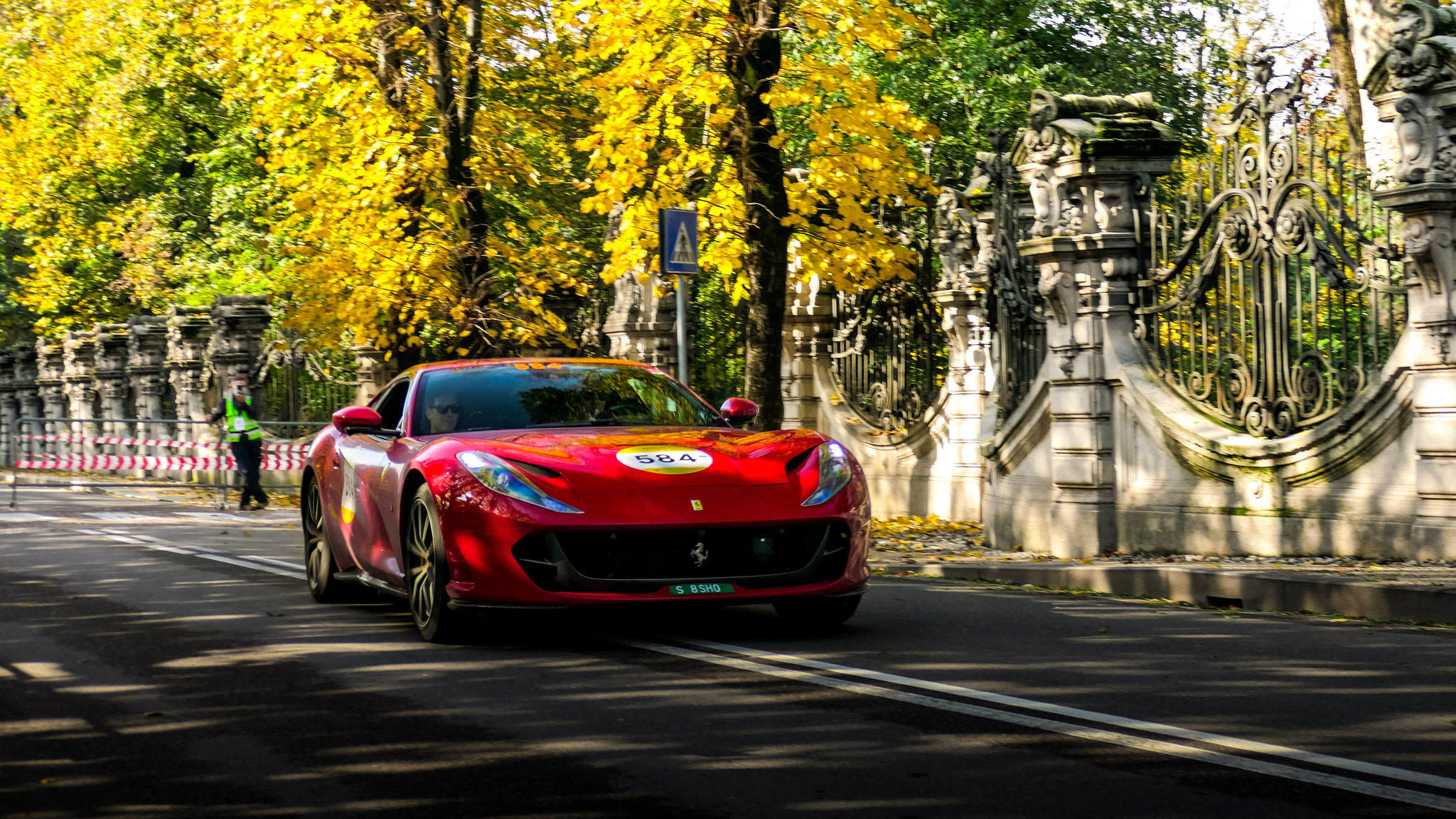 Ferrari 812 Superfast - S-8SHO (AUT)