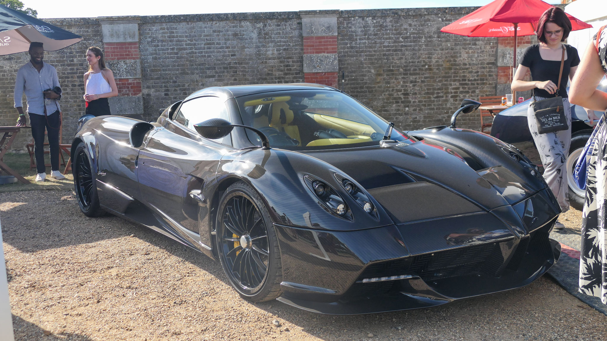 Pagani Huayra Roadster - LK20ELJ (GB)