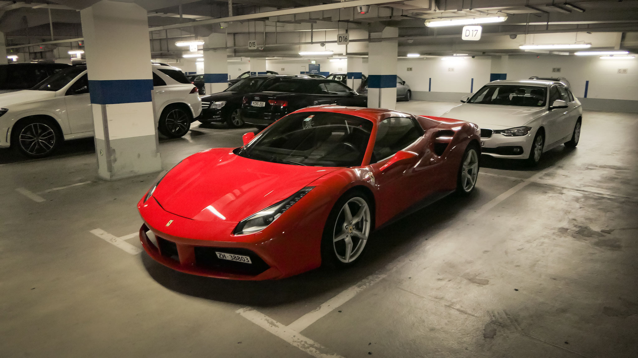Ferrari 488 Spider - ZH38803 (CH)