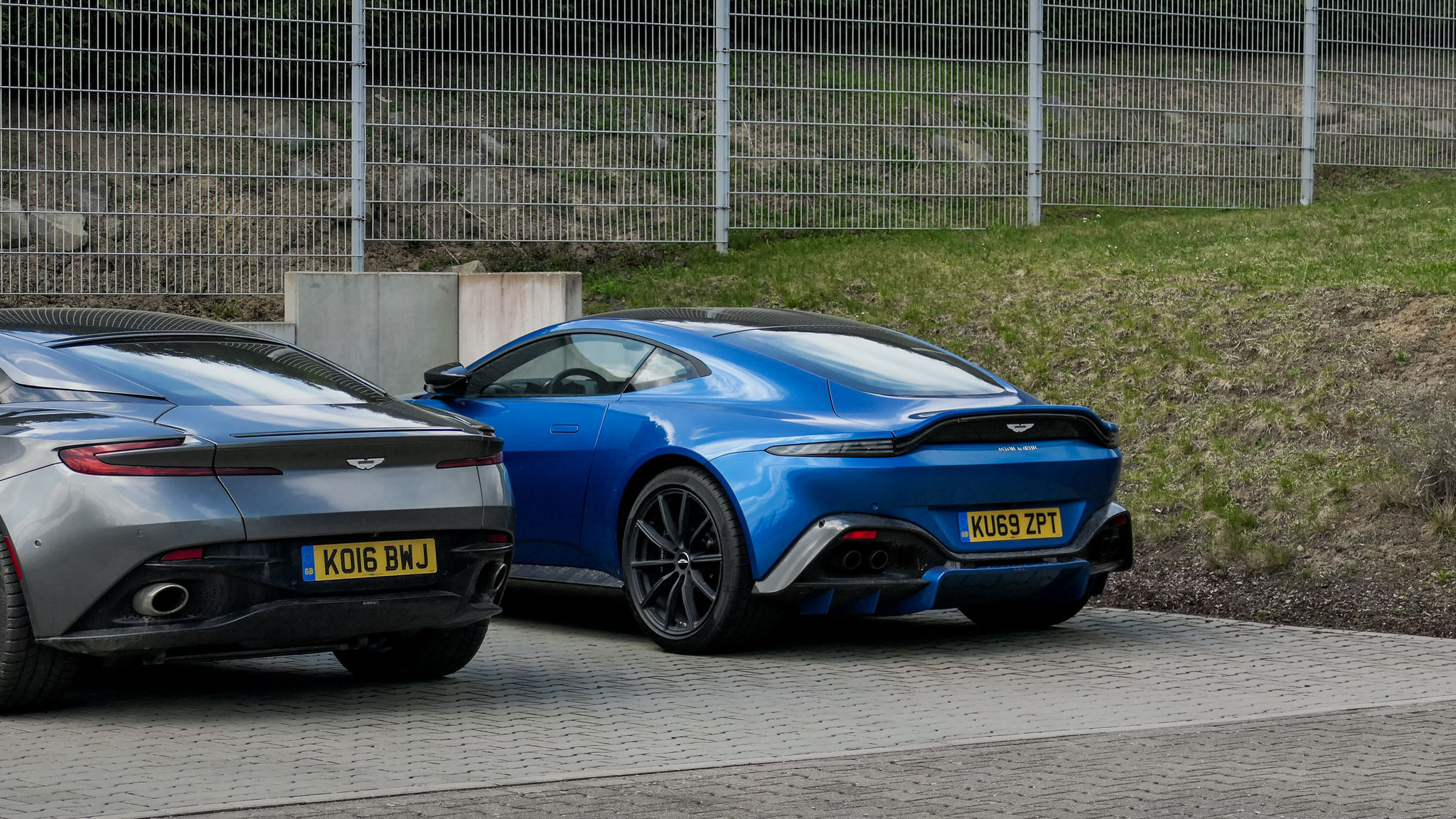 Aston Martin Vantage - KU69ZPT (GB)