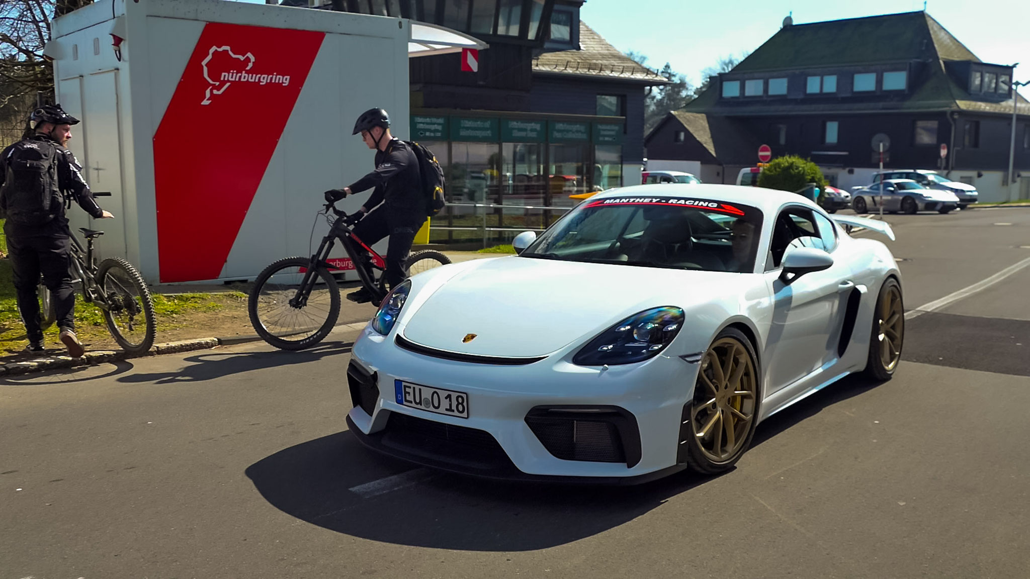 Porsche Cayman GT4 - EU-O18