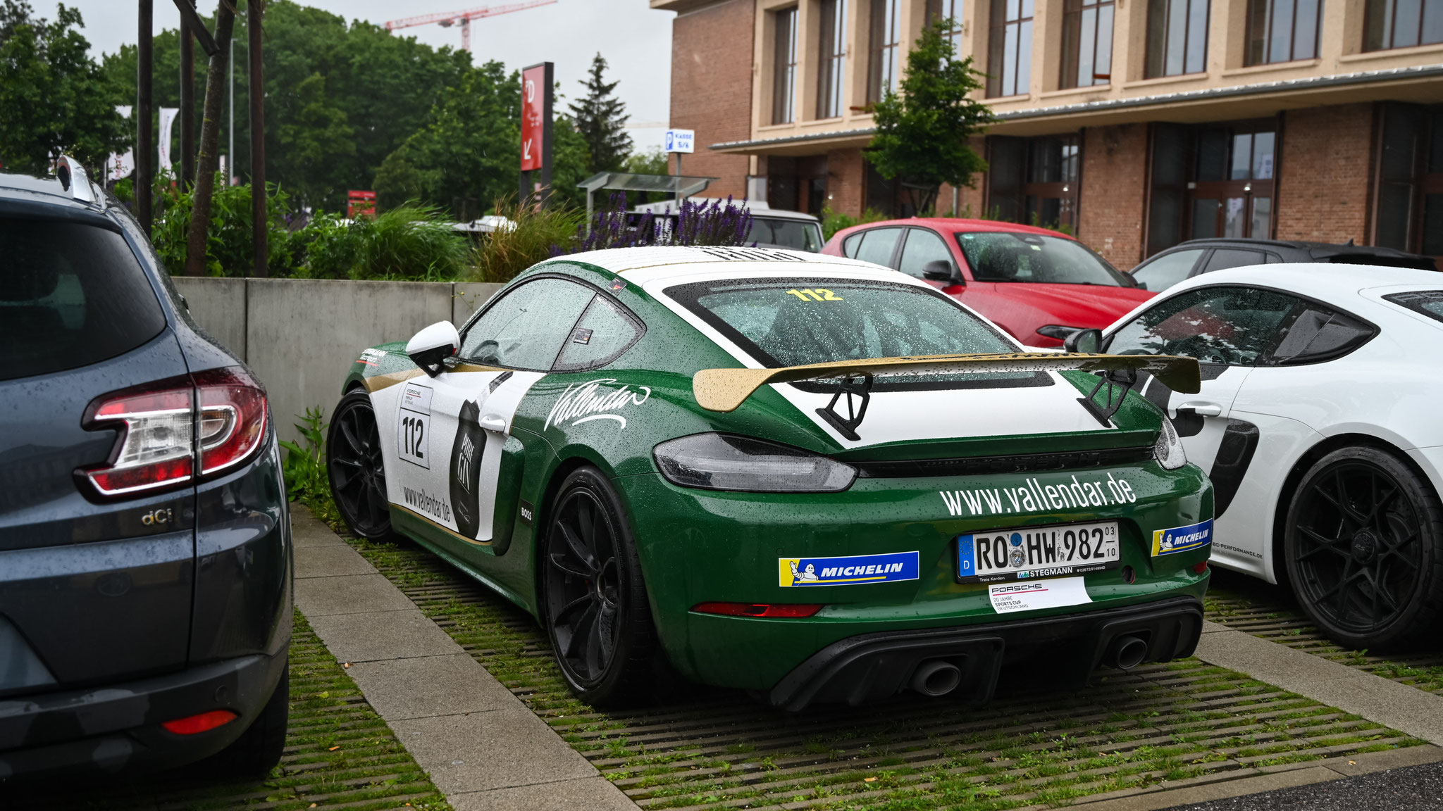 Porsche Cayman GT4 - RO-HW982