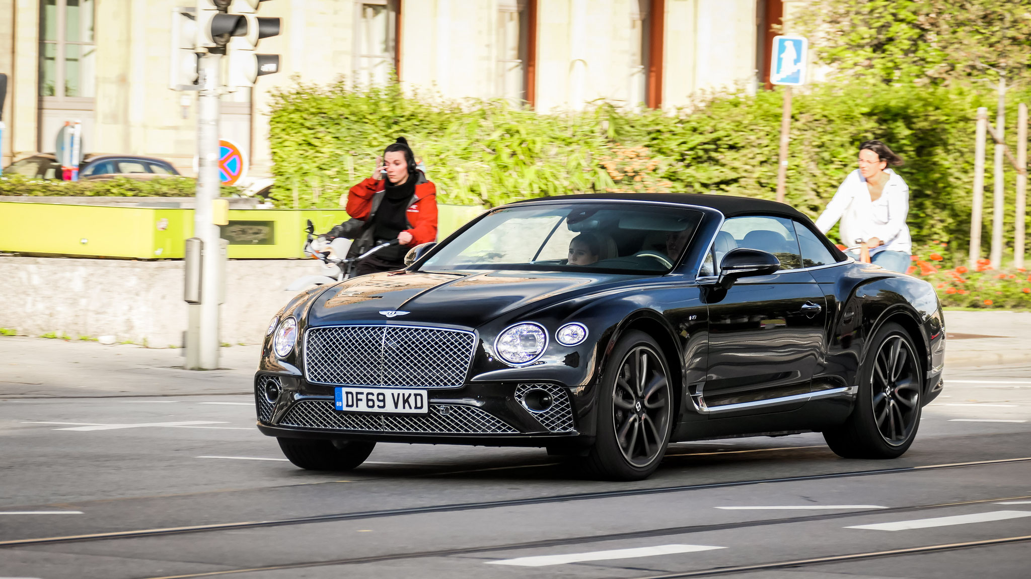 Bentley Continental GTC - DF69VKD (GB)