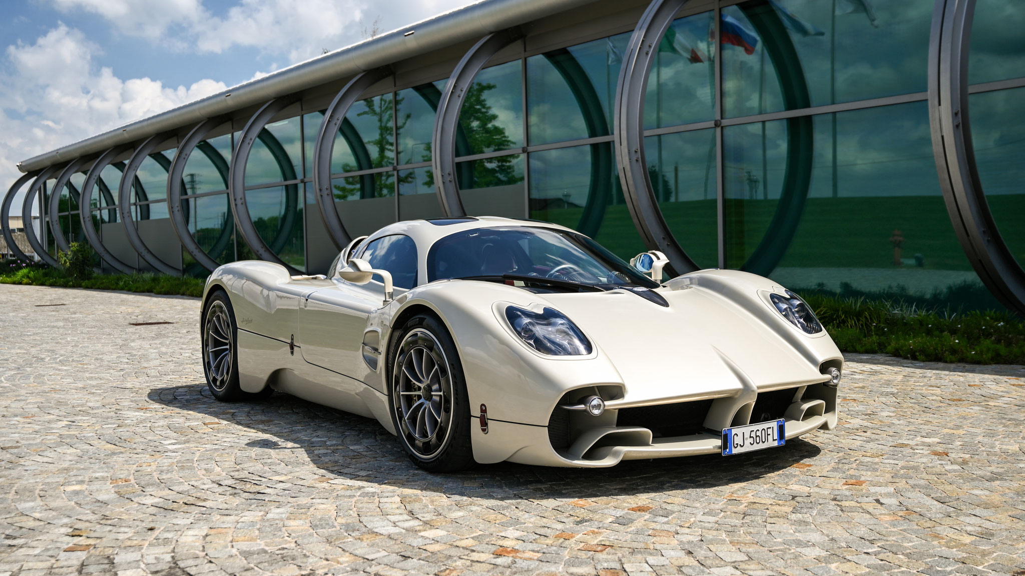 Pagani Utopia (Factory Car) - GJ560FL (ITA)