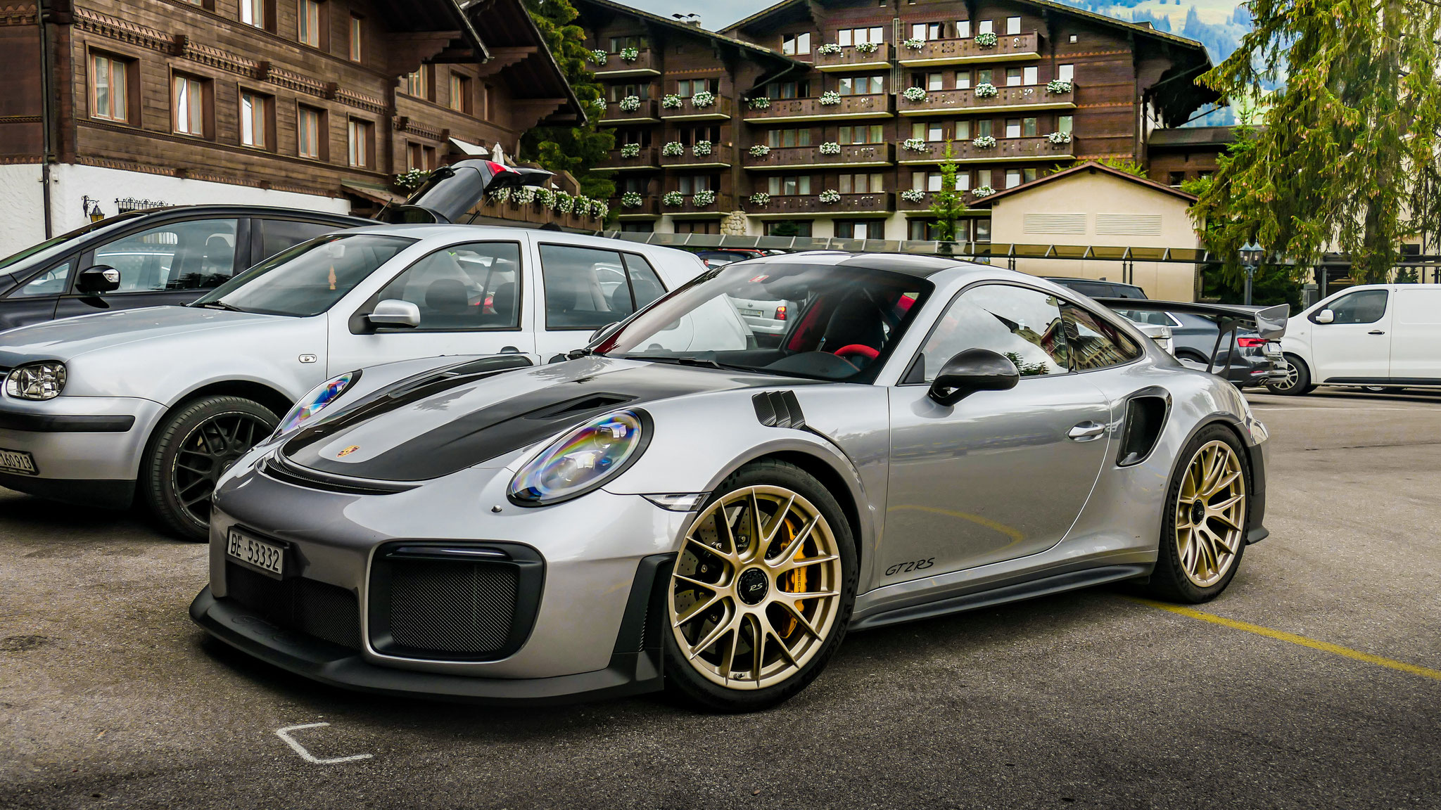 Porsche GT2 RS - BE53332 (CH)