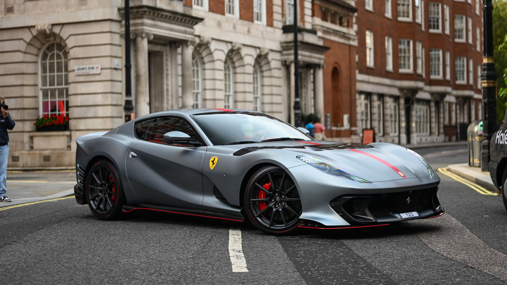 Ferrari 812 Competizione - 123 (QAT)
