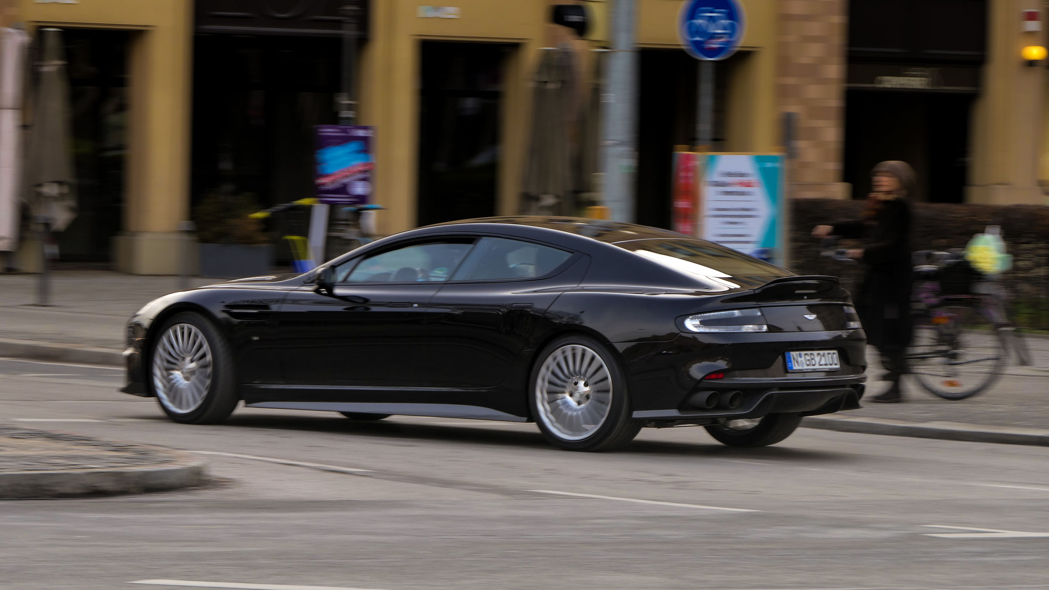 Aston Martin Rapide AMR - N-GB2100