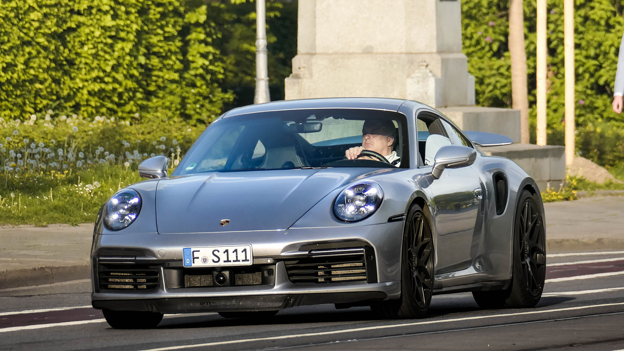 Porsche 992 Turbo S - F-S111