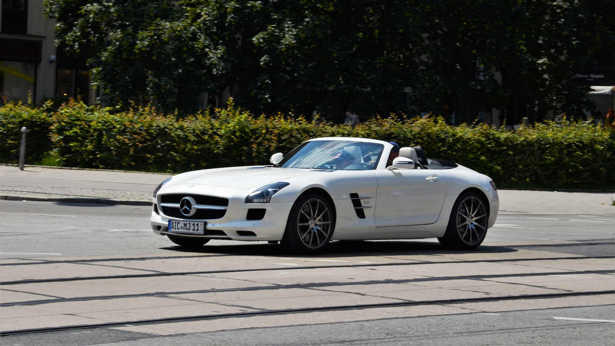AMG SLS Roadster - AIC-MJ11
