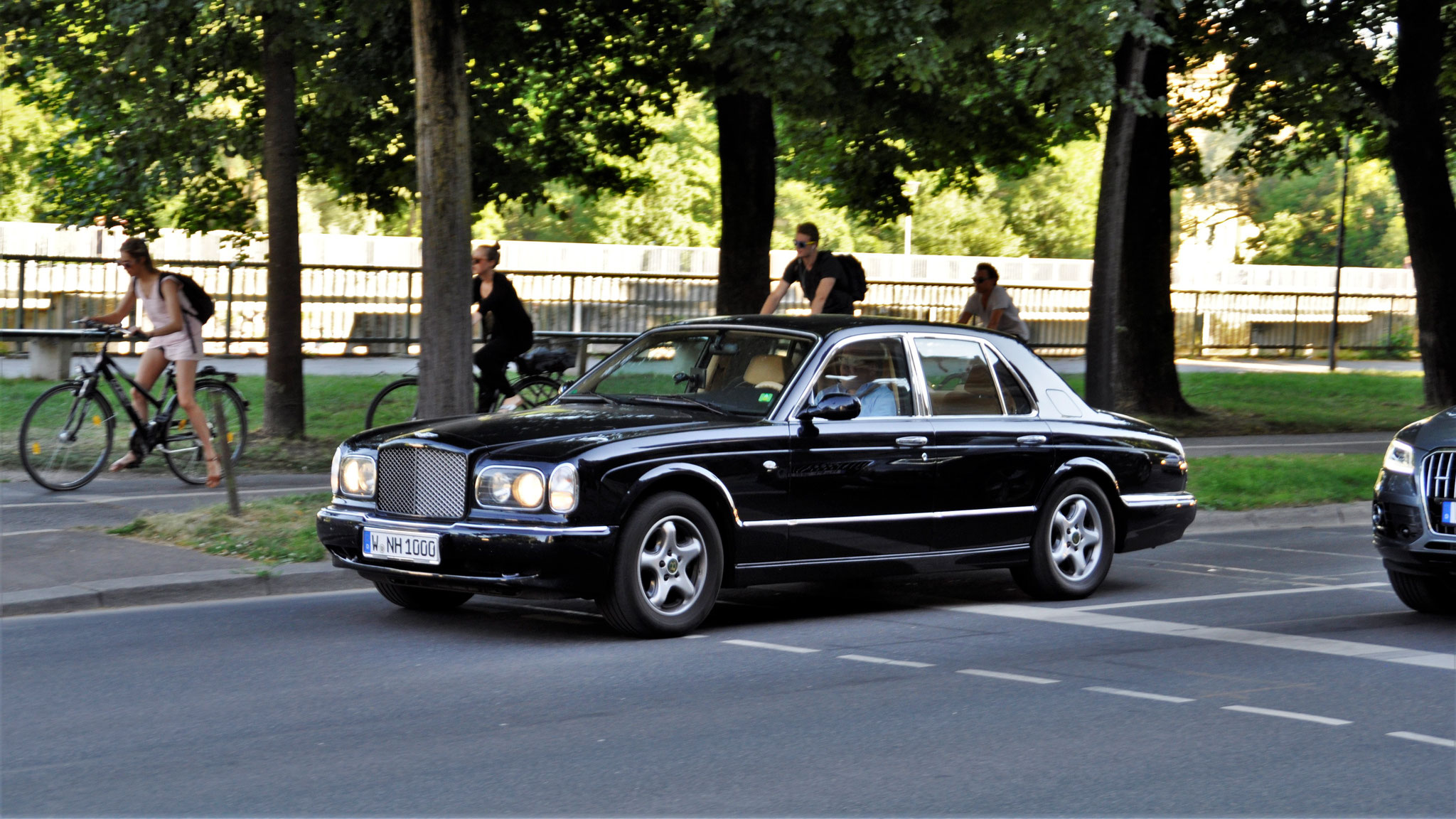 Bentley Arnage - W-NH1000