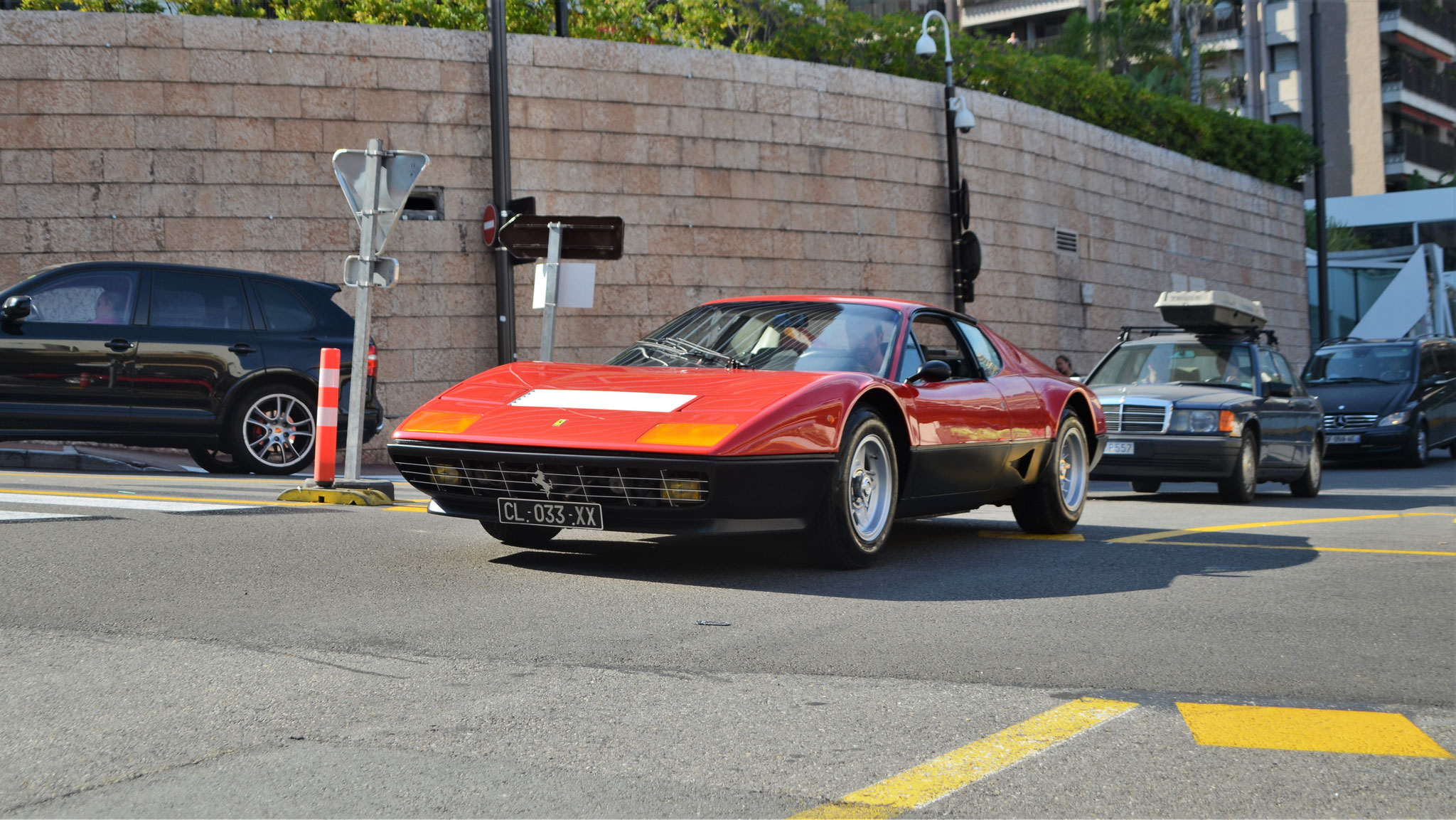 Ferrari 512 BBi - CL033XX (FRA)