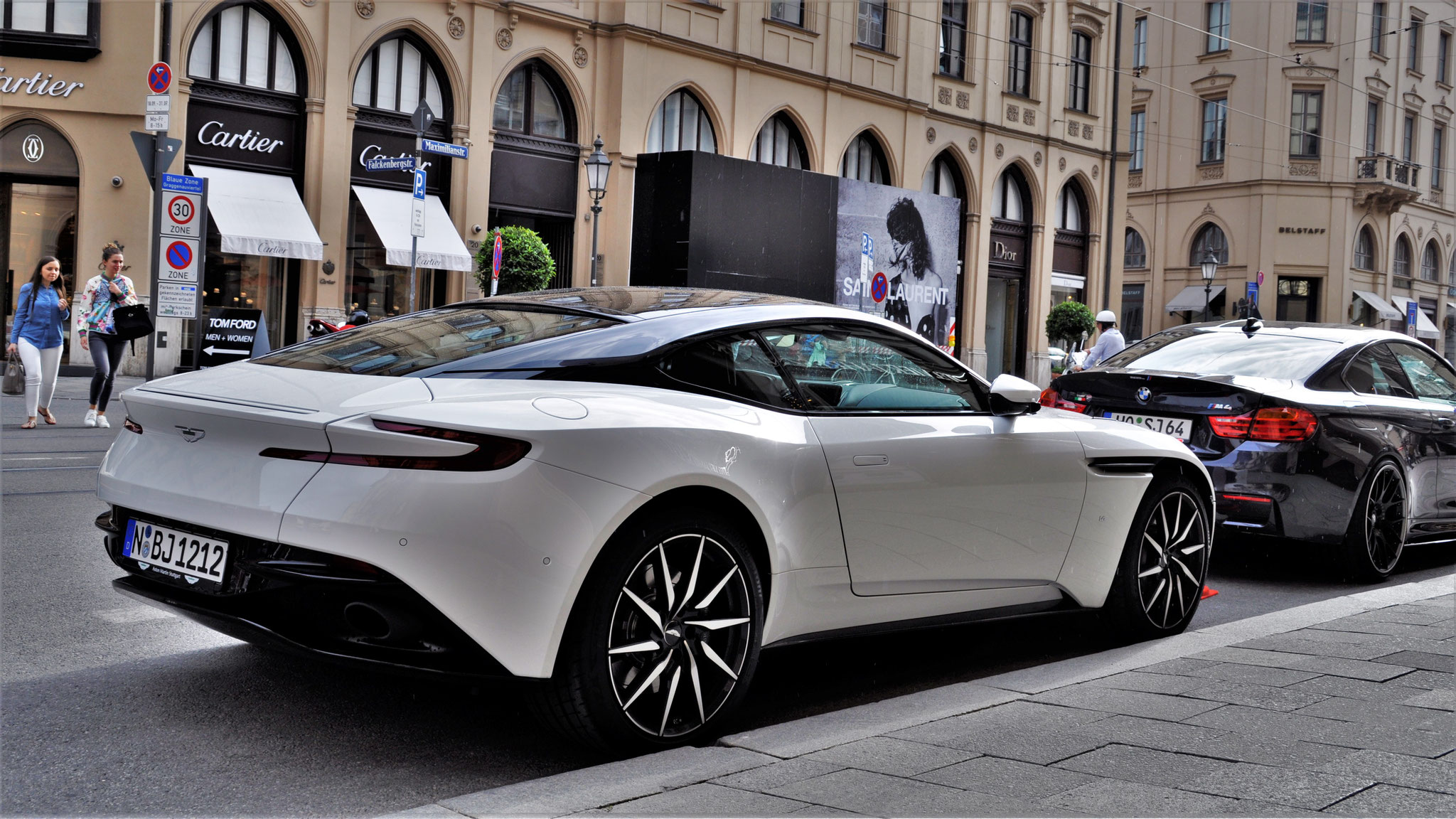 Aston Martin DB11 - N-BJ1212