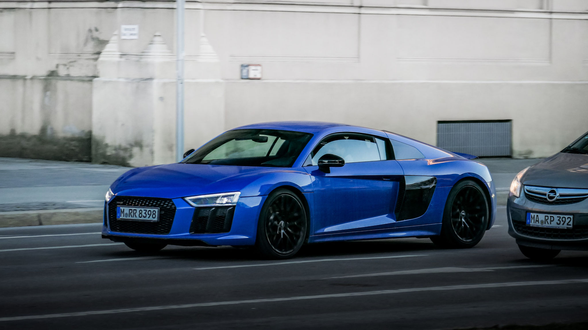 Audi R8 V10 - M-RR8398