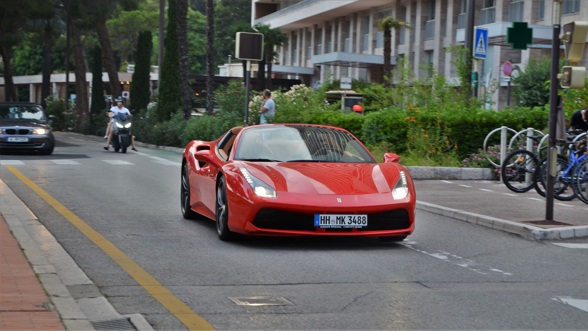 Ferrari 488 Spider - HH-MK3488