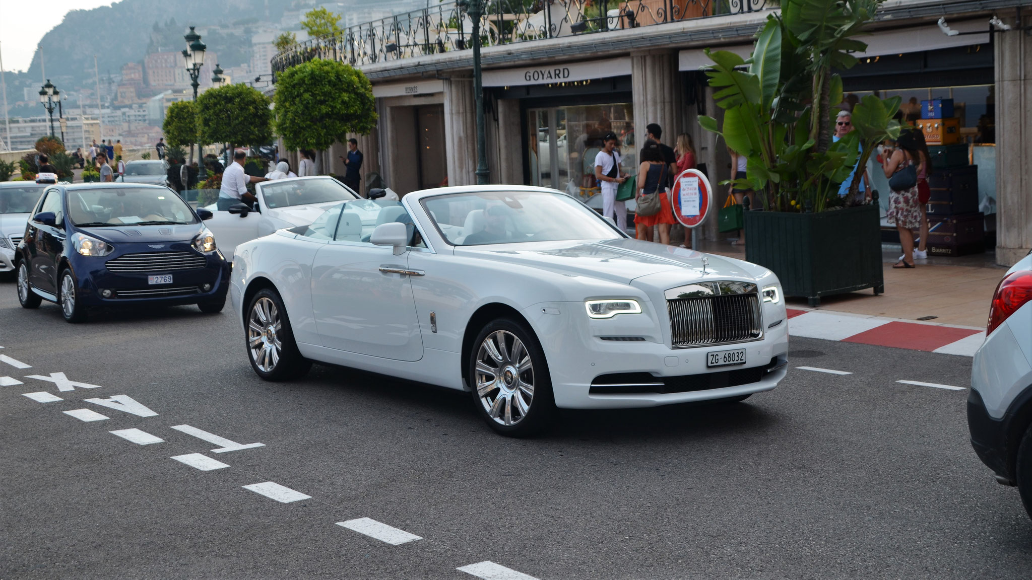 Rolls Royce Dawn - ZG68032 (CH)