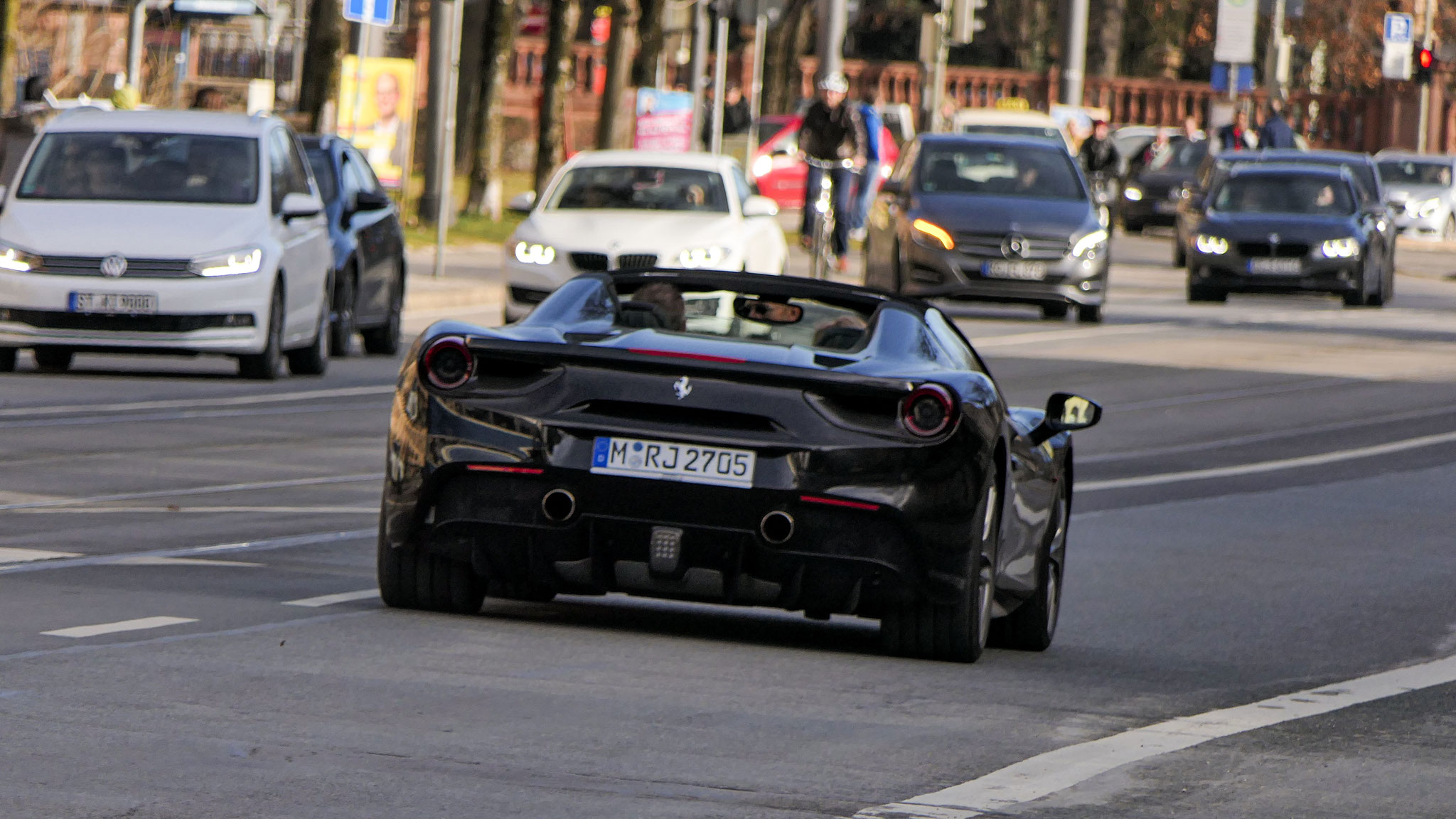 Ferrari 488 Spider - M-RJ2705