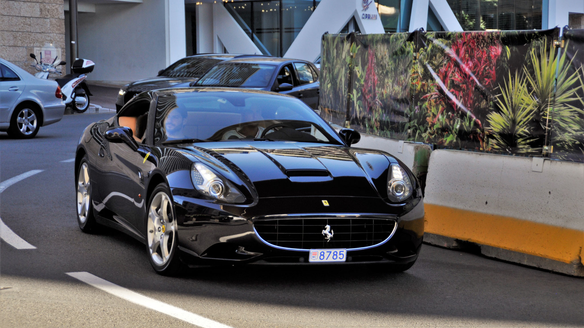Ferrari California - 8785 (MC)
