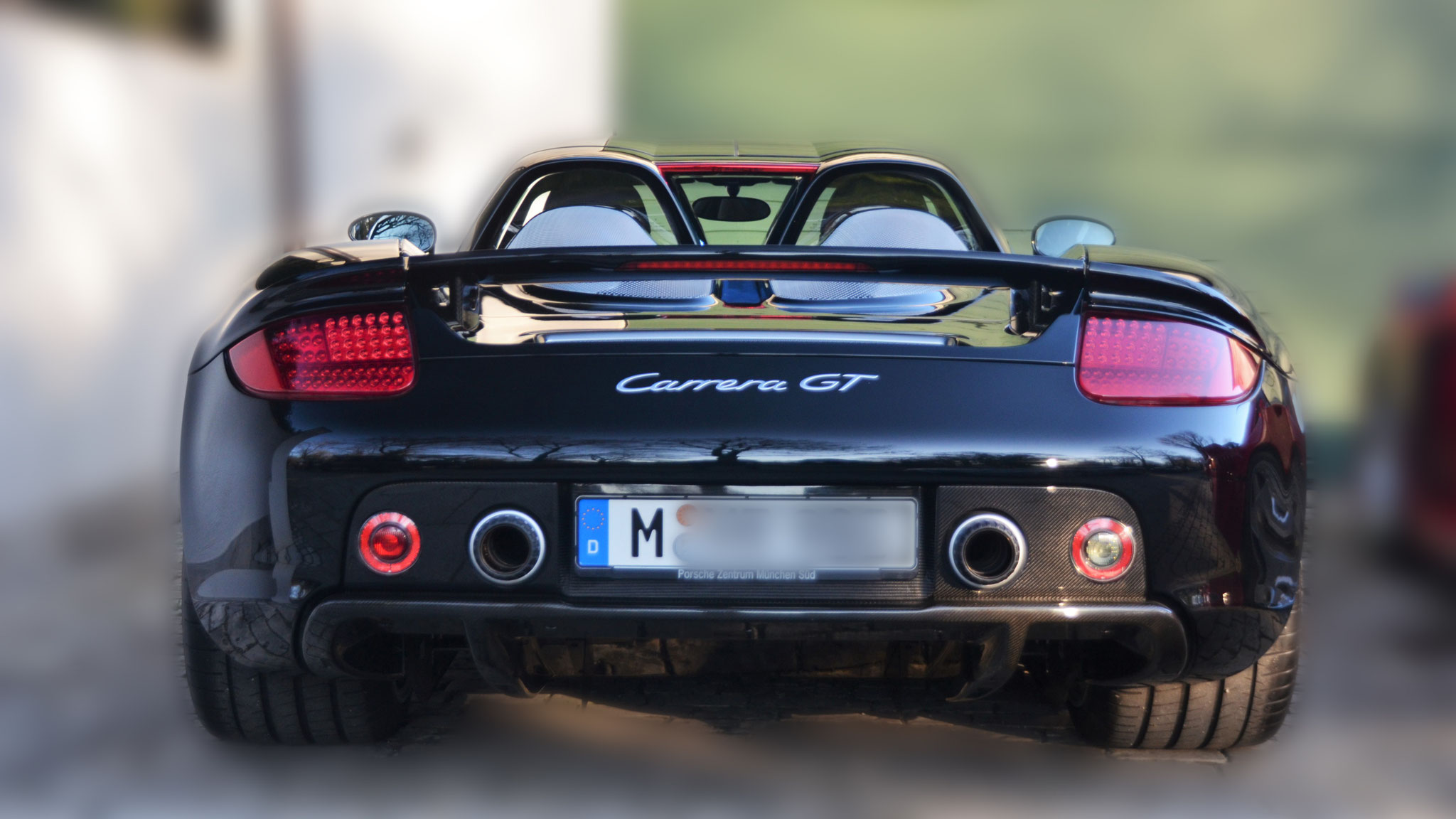 Porsche Carrera GT - M-YR980