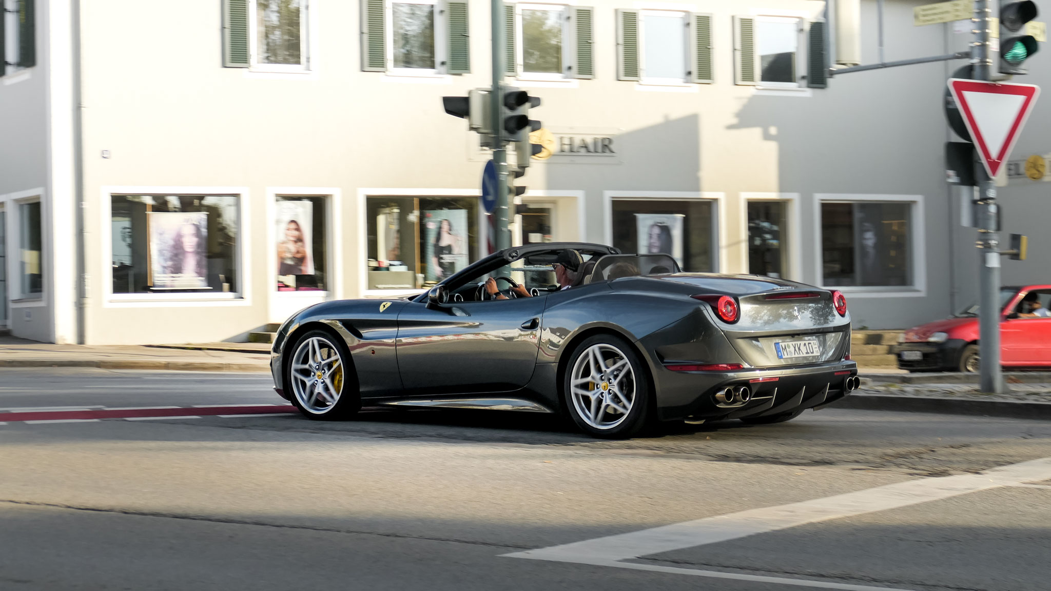 Ferrari California T - M-XK10