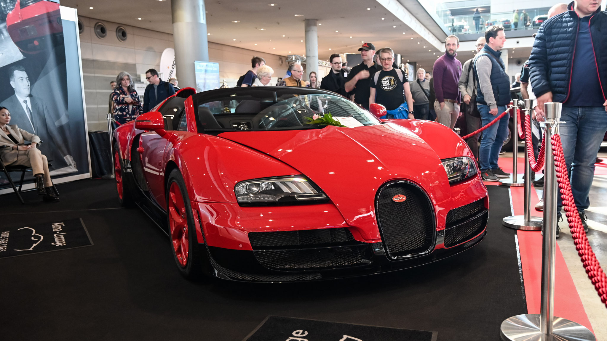 Bugatti Veyron Grand Sport Vitesse - X66253 (Dubai)