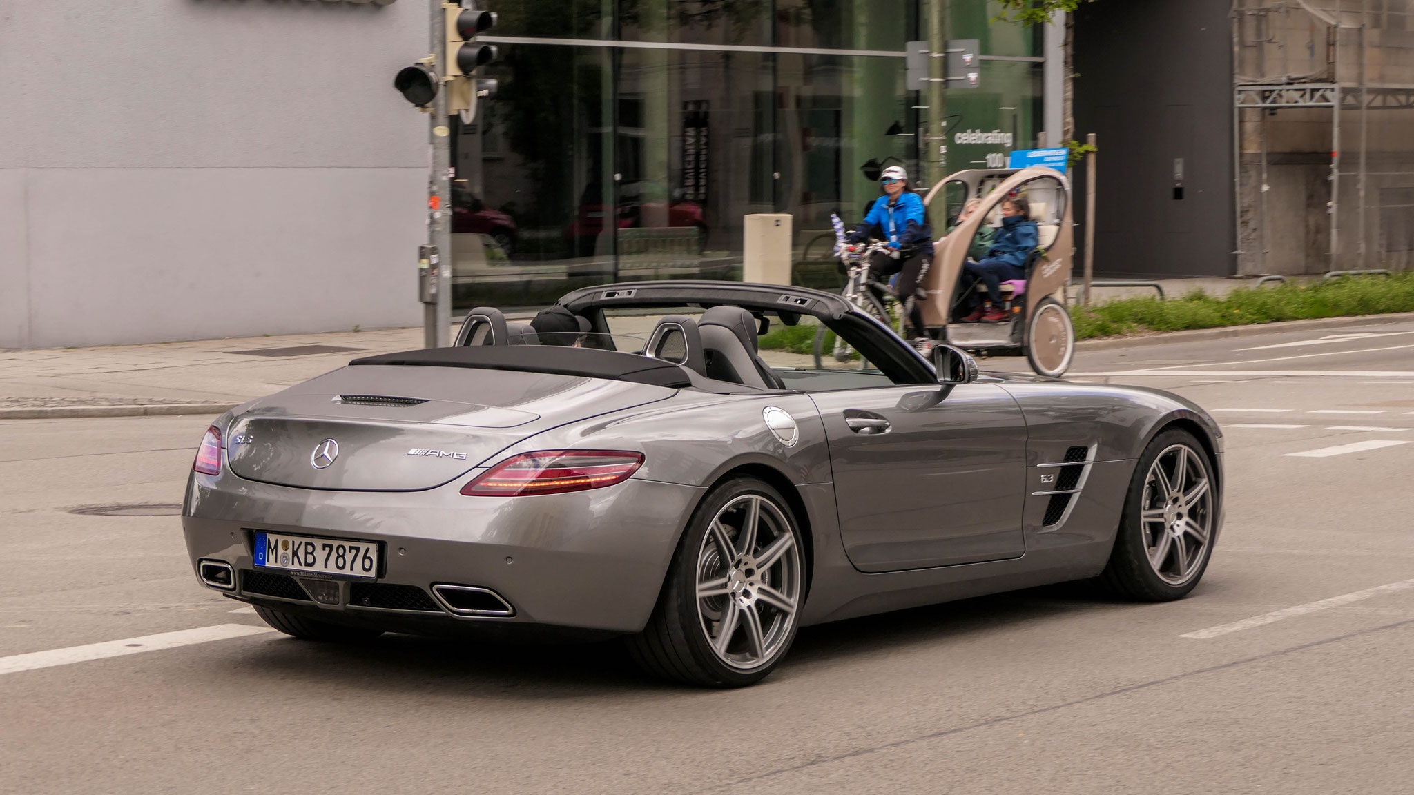 AMG SLS Roadster - M-KB7876