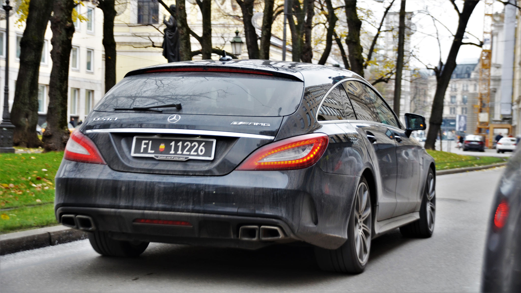 Mercedes-AMG CLS 63 Shooting Brake - FL11226 (LIC)