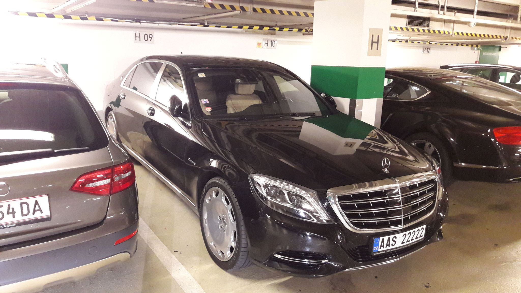 Mercedes Maybach - AAS22222 (CZ)