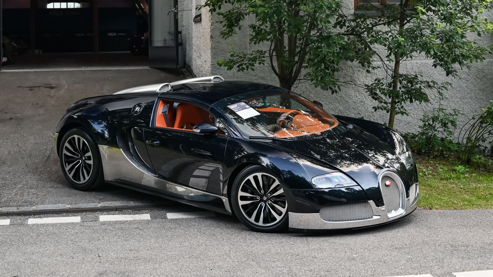 Bugatti Veyron Grand Sport Soleil de Nuit - SO4660 (CH)