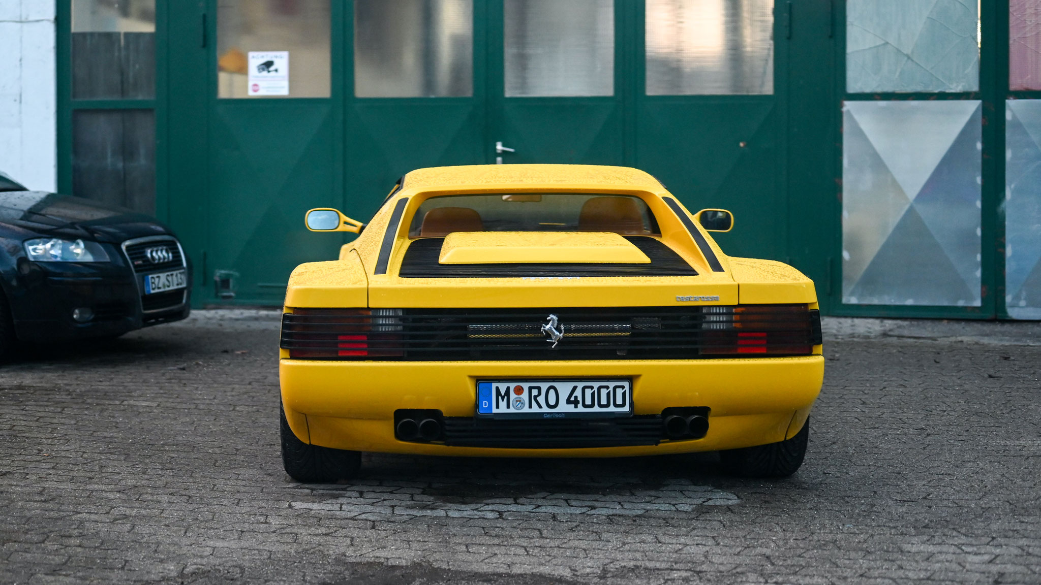 Ferrari testarossa - M-RO4000