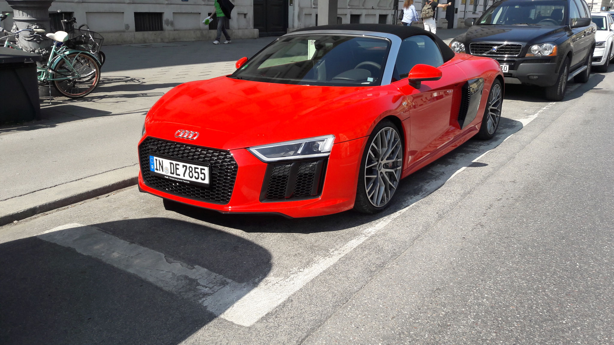 Audi R8 V10 Spyder - IN-DE7855