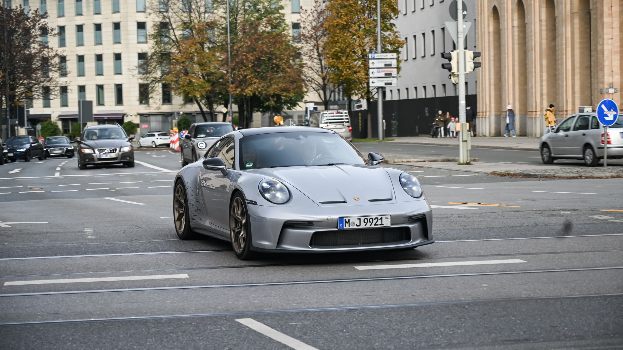 Porsche 992 GT3 Touring - M-J9921