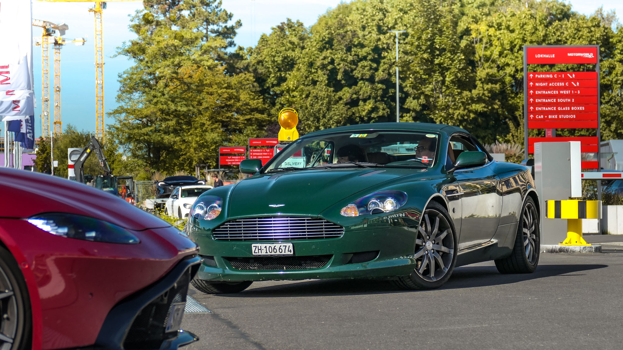Aston Martin DB9 Volante - ZH106674 (CH)