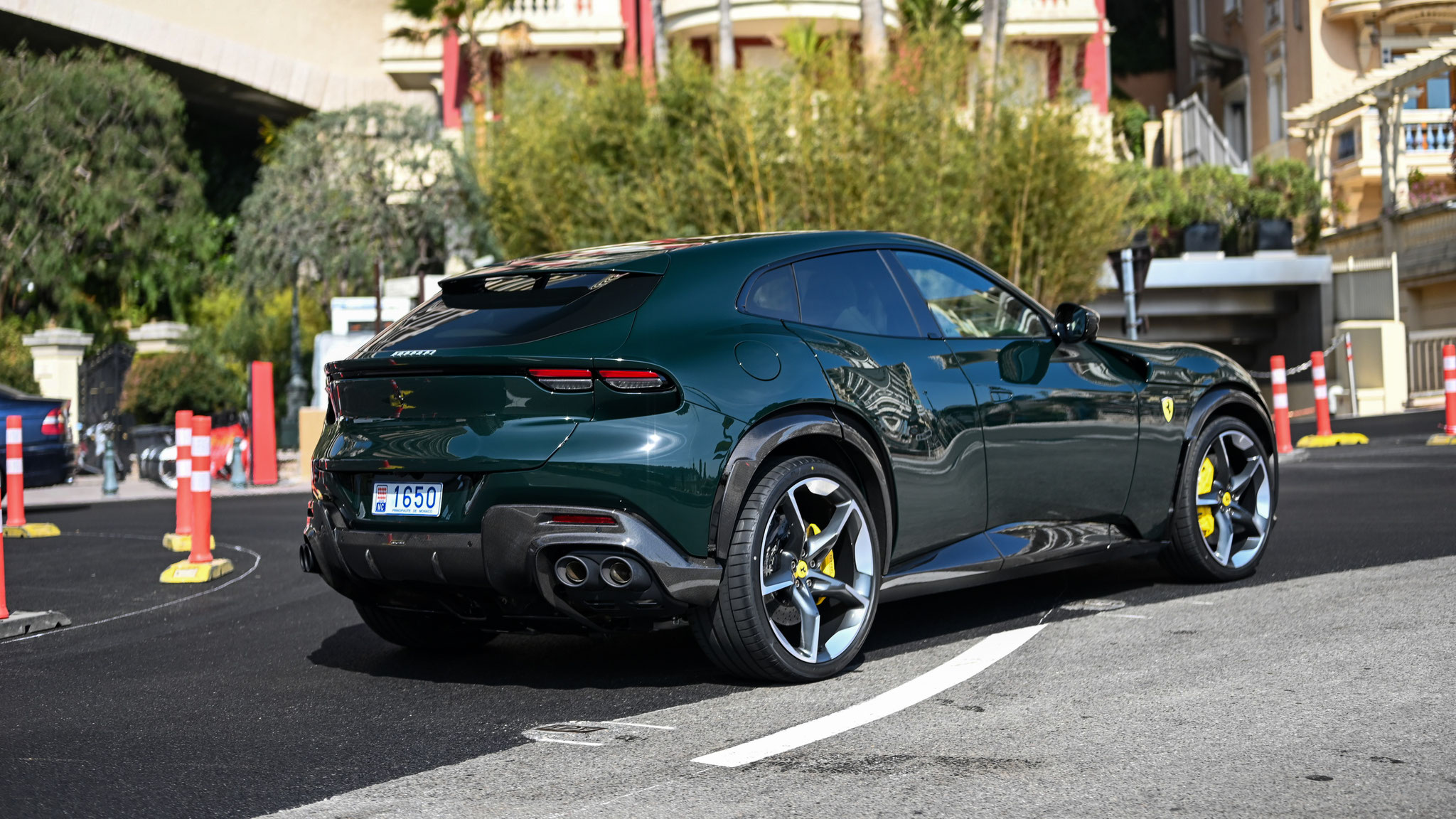 Ferrari Purosangue - 1650 (MC)