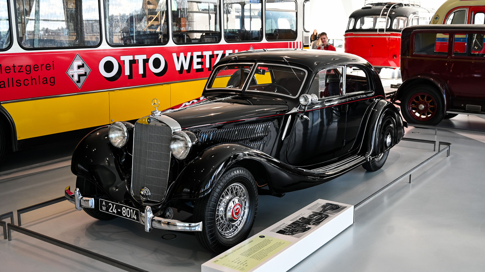 Mercedes Benz 320 Stromlinien Limousine - AW248014