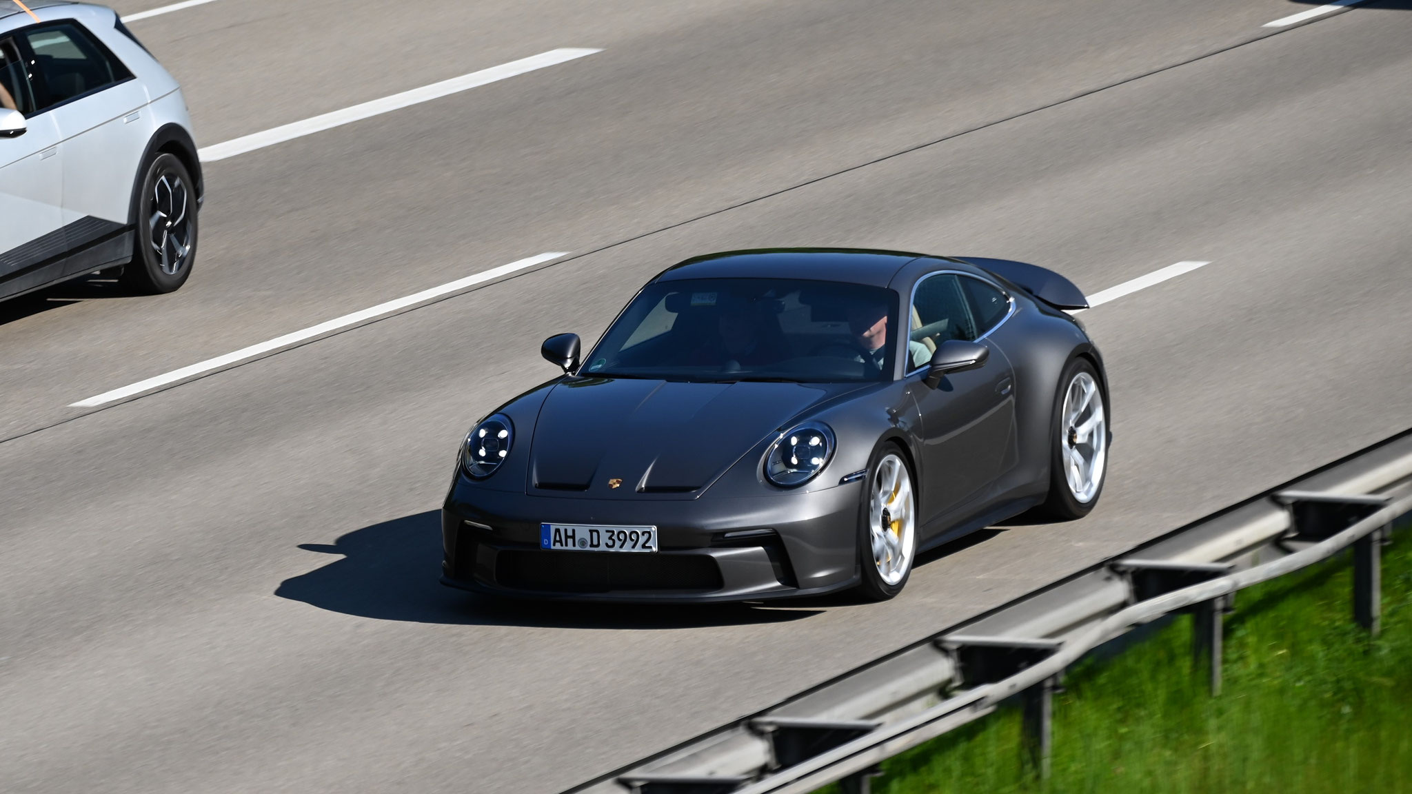 Porsche 992 GT3 Touring - AH-D3992