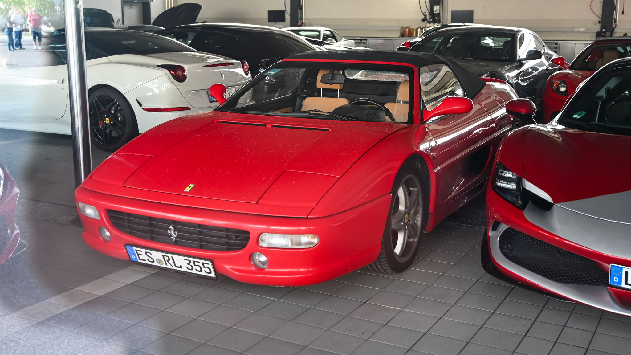 Ferrari F355 Spider - ES-RL355