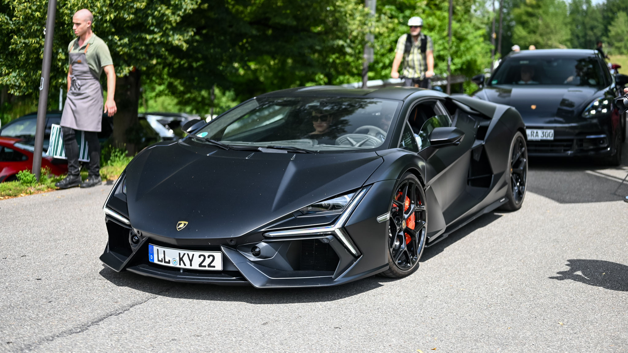 Lamboghini Revuelto - LL-KY22